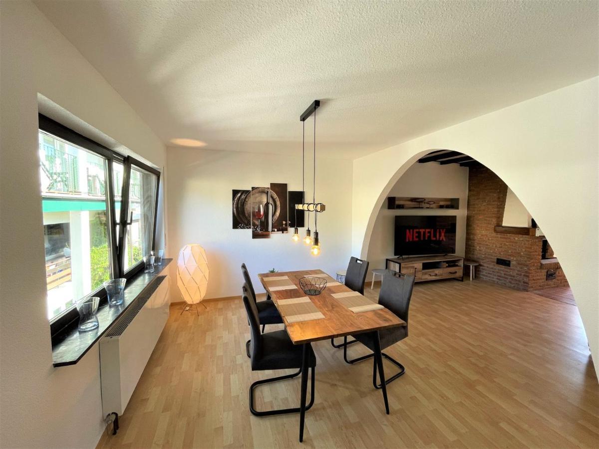 Traumaussicht Kamin Balkon Burgblick 65 Zoll Tv Netflix Sky Joyn Lindenplatz Lägenhet Bullay Exteriör bild