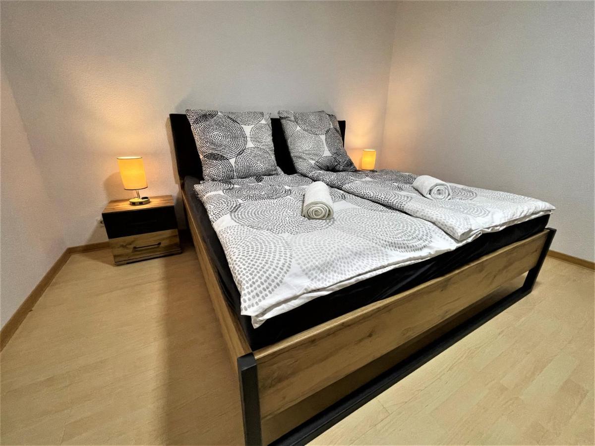 Traumaussicht Kamin Balkon Burgblick 65 Zoll Tv Netflix Sky Joyn Lindenplatz Lägenhet Bullay Exteriör bild